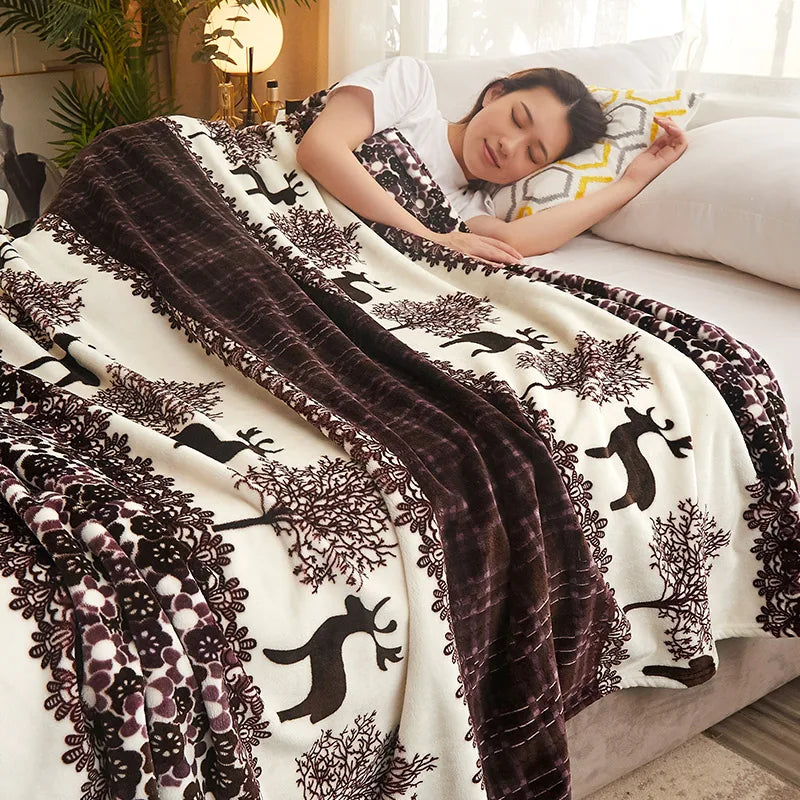 Soft Flannel Throw Blanket — Lightweight Decorative Fleece for Couch & Bed