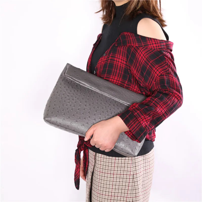 Snake Pattern Clutch Bag — Trendy Evening Pouch for Women