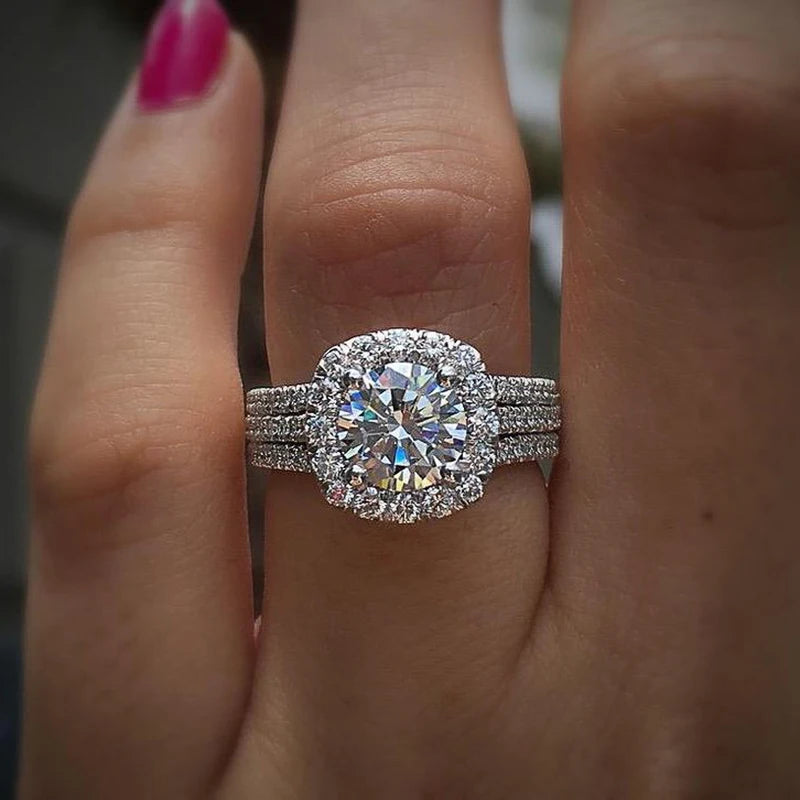 Huitan Cubic Zirconia Engagement Ring — Elegant Geometric Wedding Band