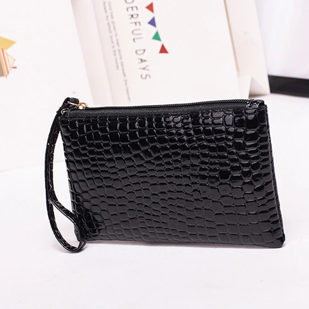 BASICGOLDYAO Women's Fashion Wristlet — Long PU Leather Clutch Wallet