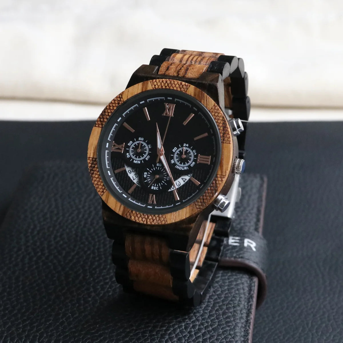 Rainch Red Sandalwood Men's Watch — Multifunction Quartz Wristwatch