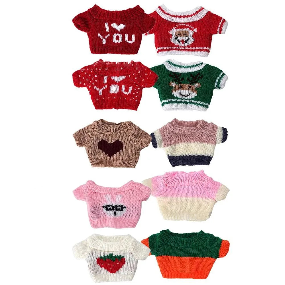 Knitted Doll Sweater — Warm Santa Claus Style Outfit for 20cm Plush Toys