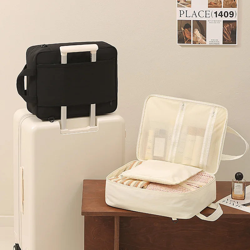 Portable Clothes Storage Bag — Large Capacity Travel Organizer