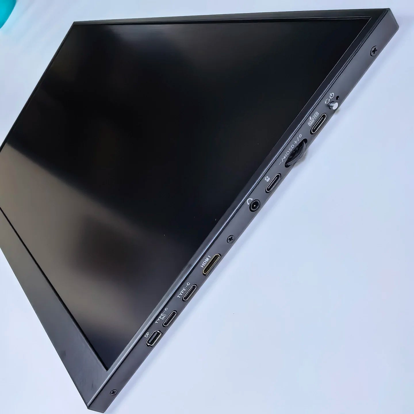 Wang Hui 15.6 Inch Portable IPS Monitor — Full HD 1080P Display for Work and Gaming