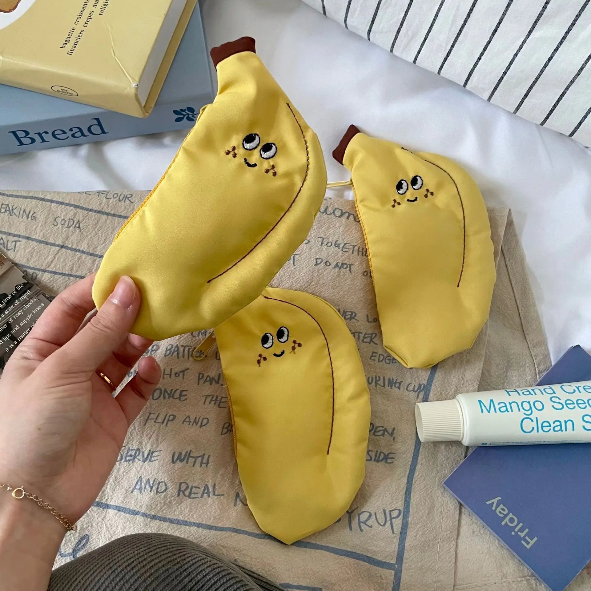 Cute Banana Mini Coin Purse — Handmade Canvas Accessory for Small Items