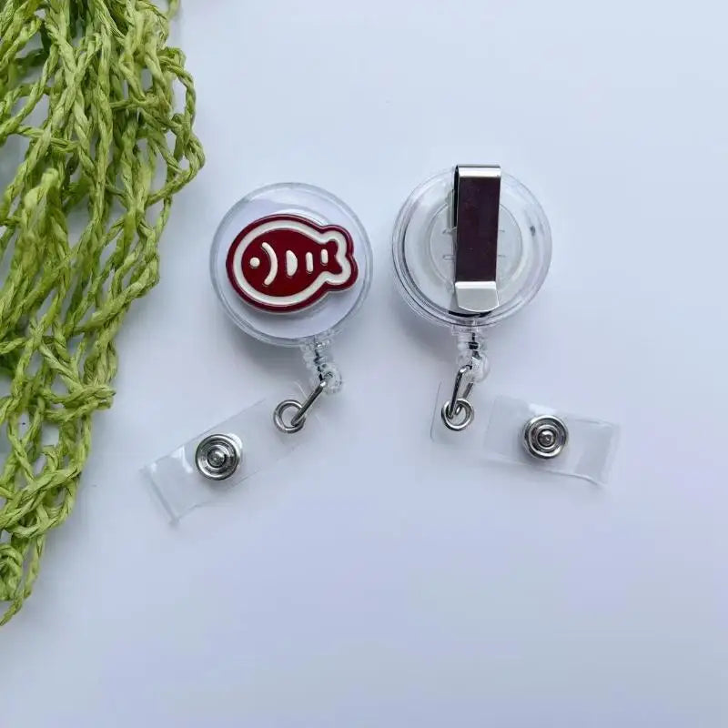 Cat-Shaped Retractable Badge Holder — Anti-Loss ID Reel for Nurses and Students