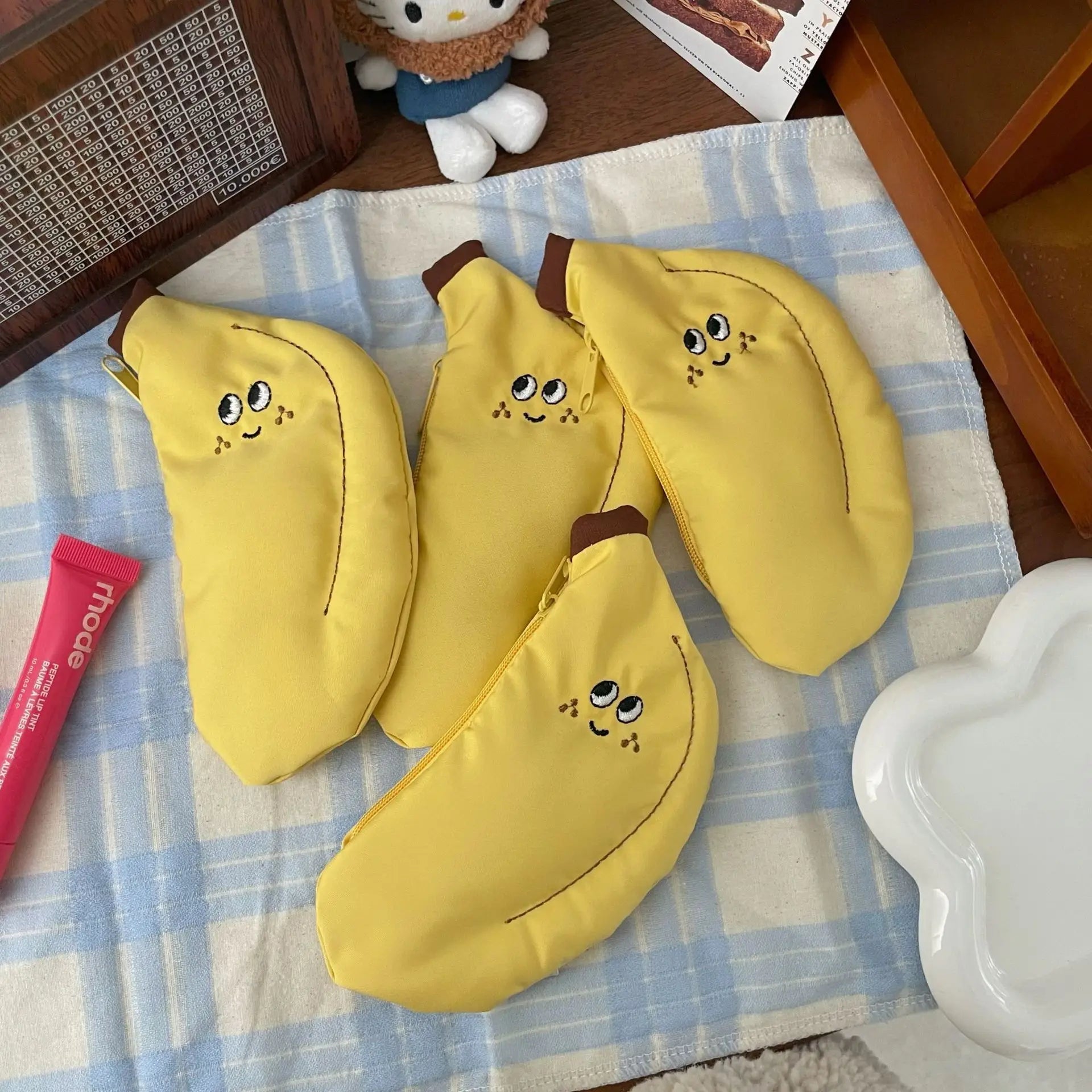 Cute Banana Mini Coin Purse — Handmade Canvas Accessory for Small Items