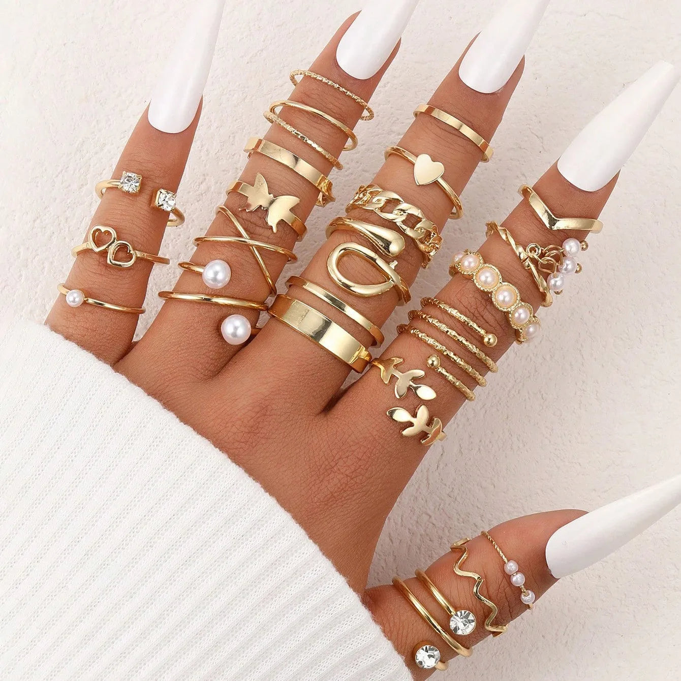 Vintage Bohemian Ring Set — Heart and Leaf Design Jewelry for Women