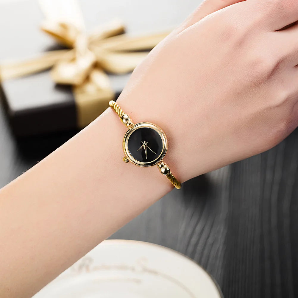 Women's Fashion Bracelet Watch Set — Elegant Quartz Timepiece with Fine Strap