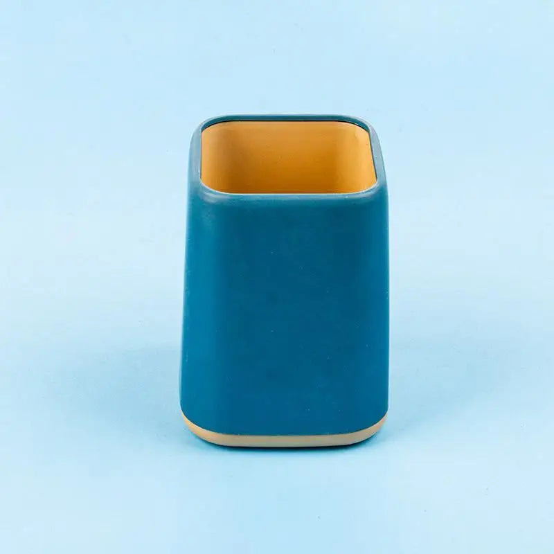 JETTING Desktop Pen Organizer — Minimalist Plastic Stationery Holder