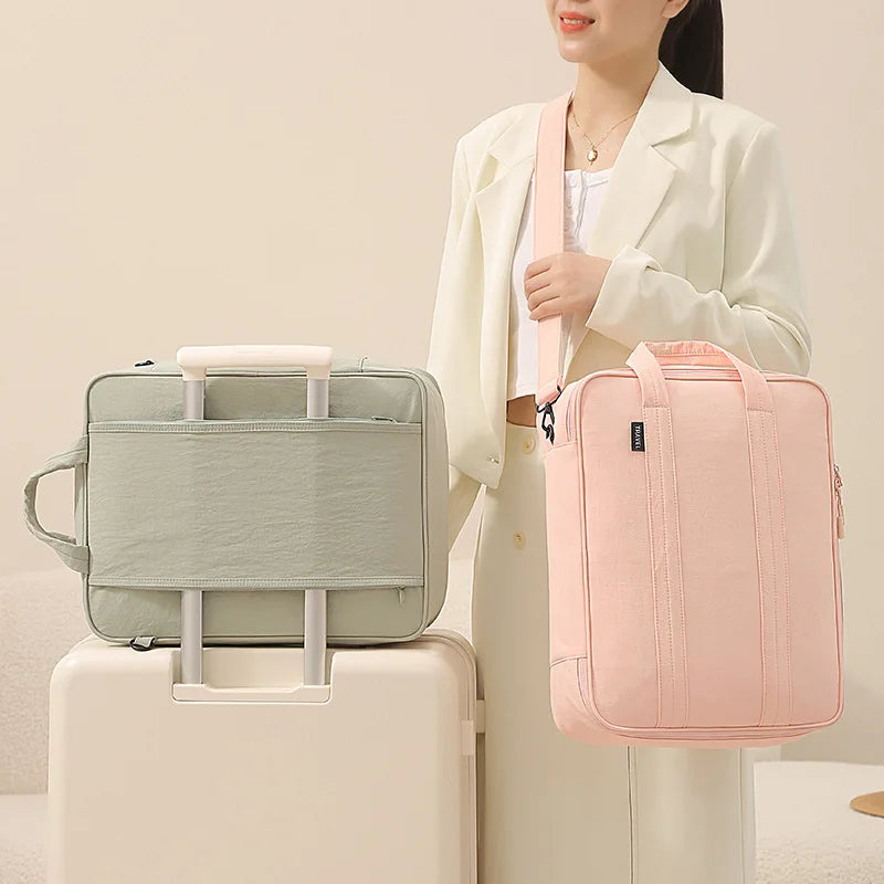 Portable Clothes Storage Bag — Large Capacity Travel Organizer