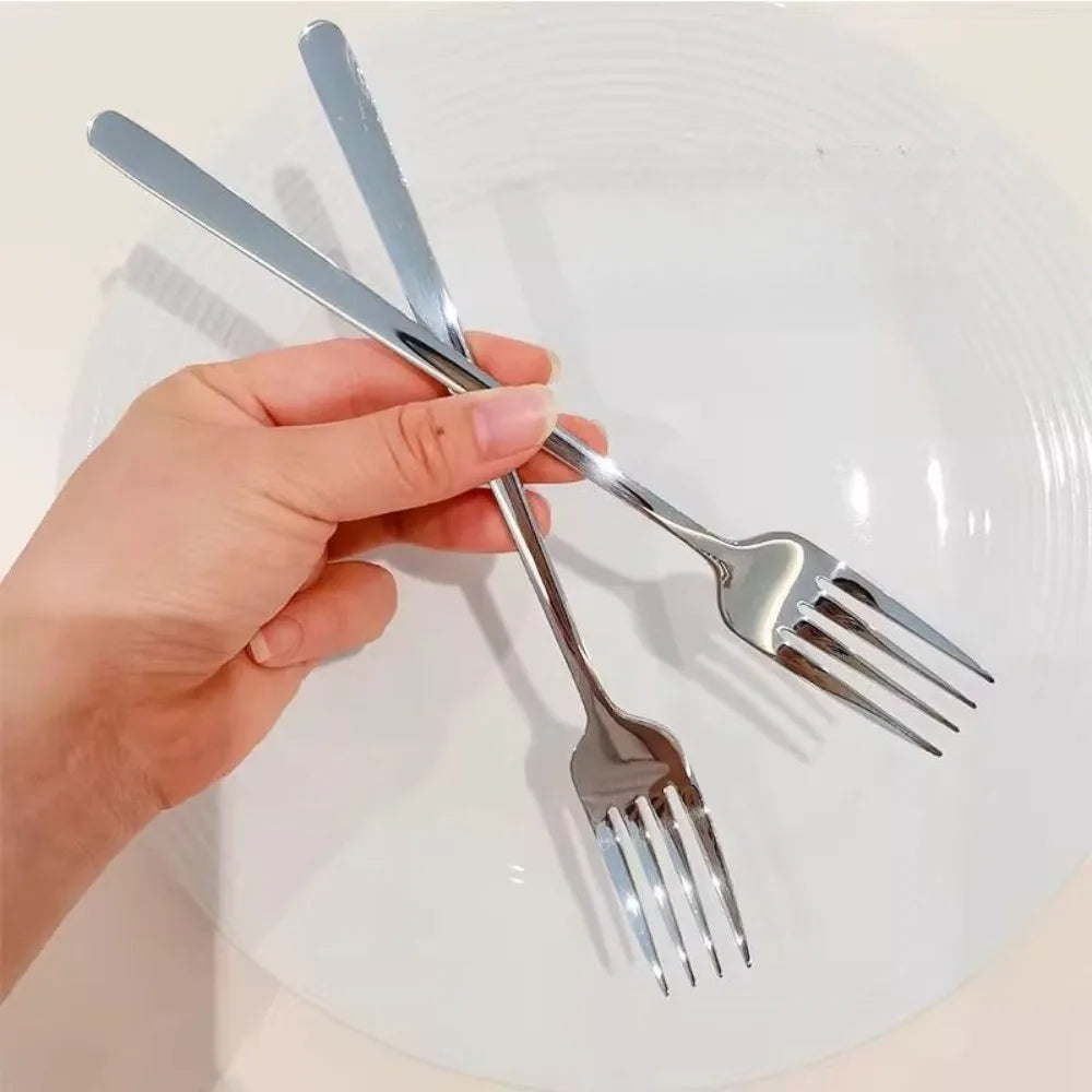 Stainless Steel Dinner Forks — Elegant 16-Piece Set for Home and Parties
