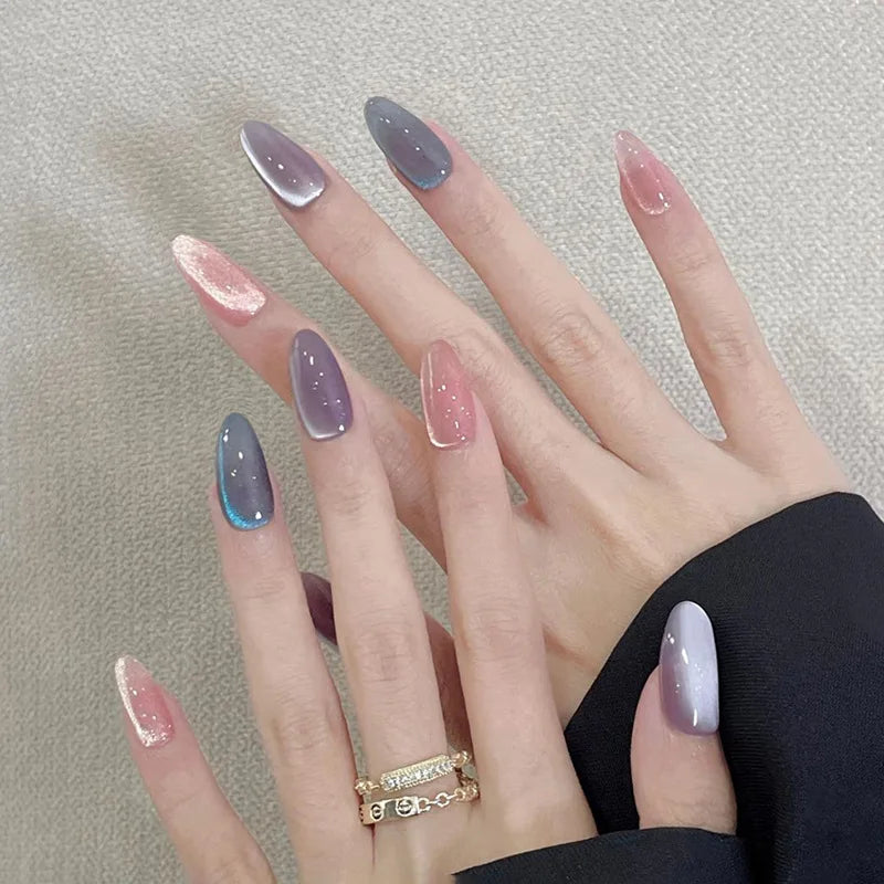 Qsezeny Short Almond False Nails — Black Edge French Press On Set