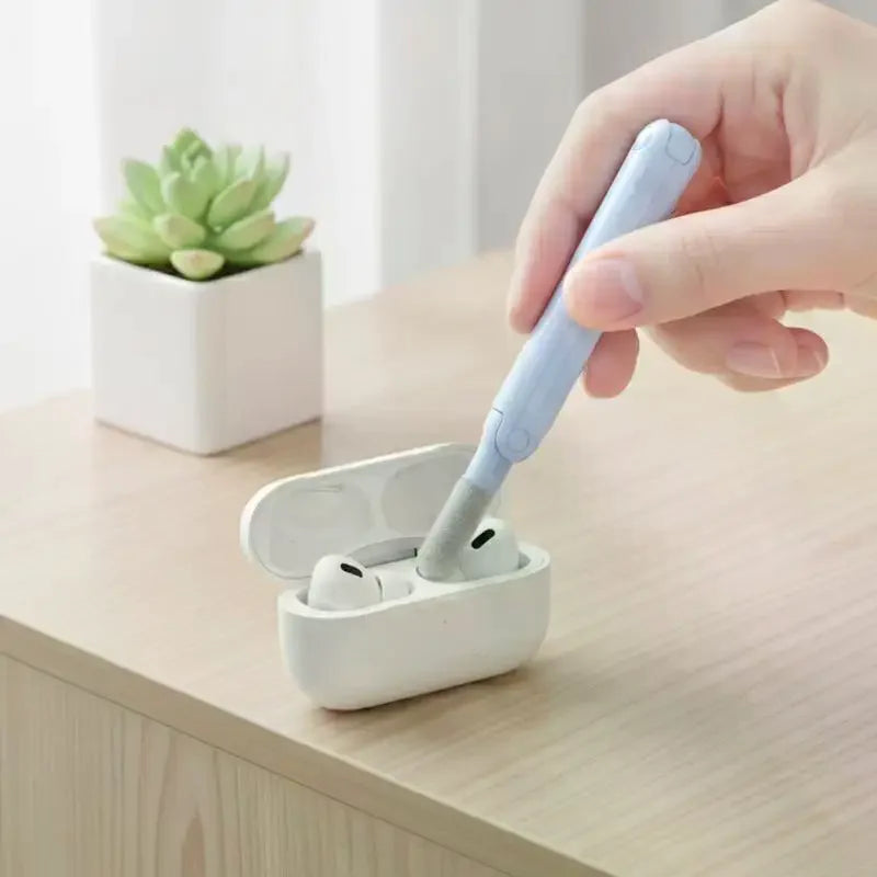 7-in-1 Electronic Cleaning Kit — Multi-Purpose Tool for Keyboards and Screens