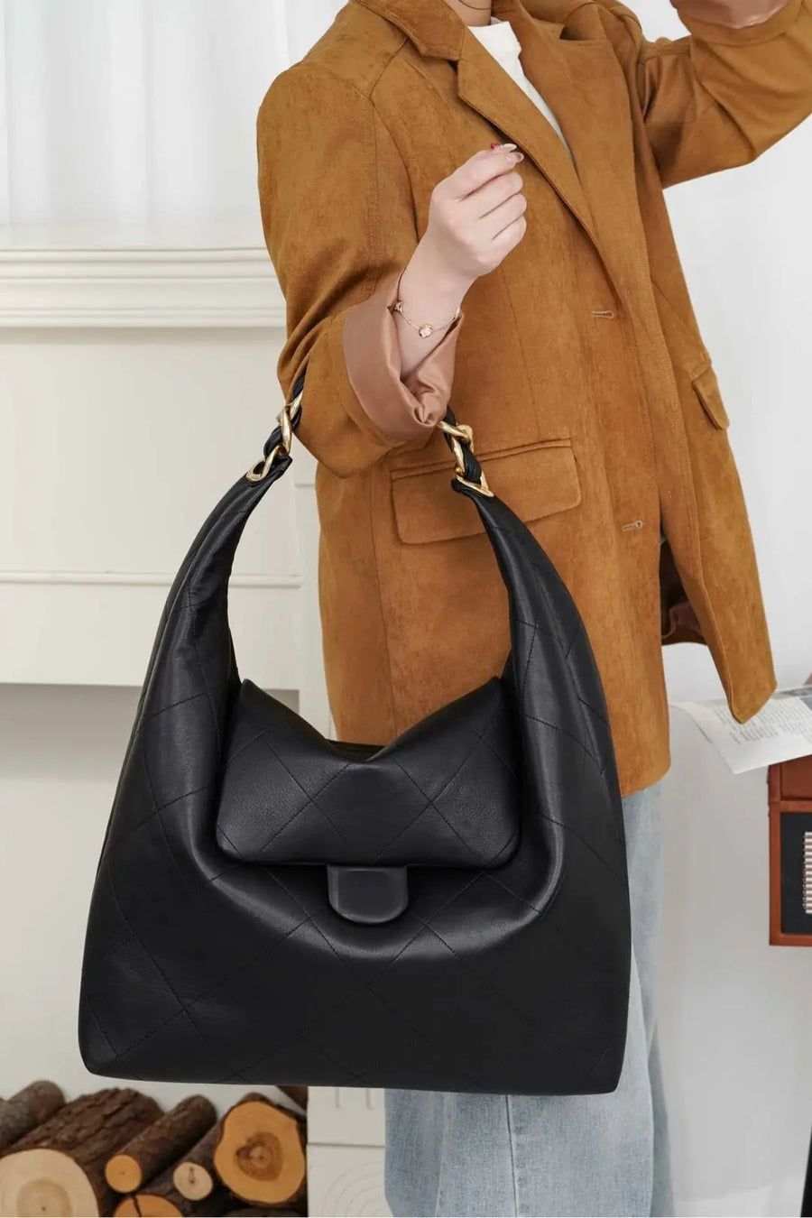Quilted Rhombus Large Tote Bag — Stylish Genuine Leather Shoulder Handbag