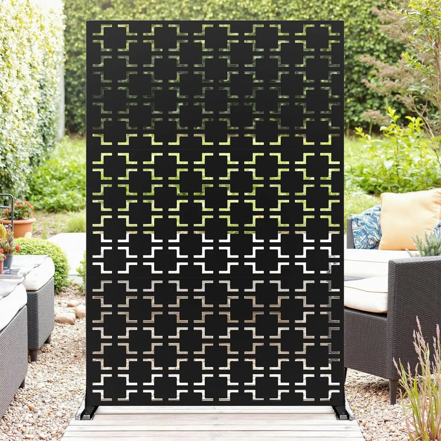 TWISTER.CK Decorative Garden Privacy Screen — Metal Outdoor Divider