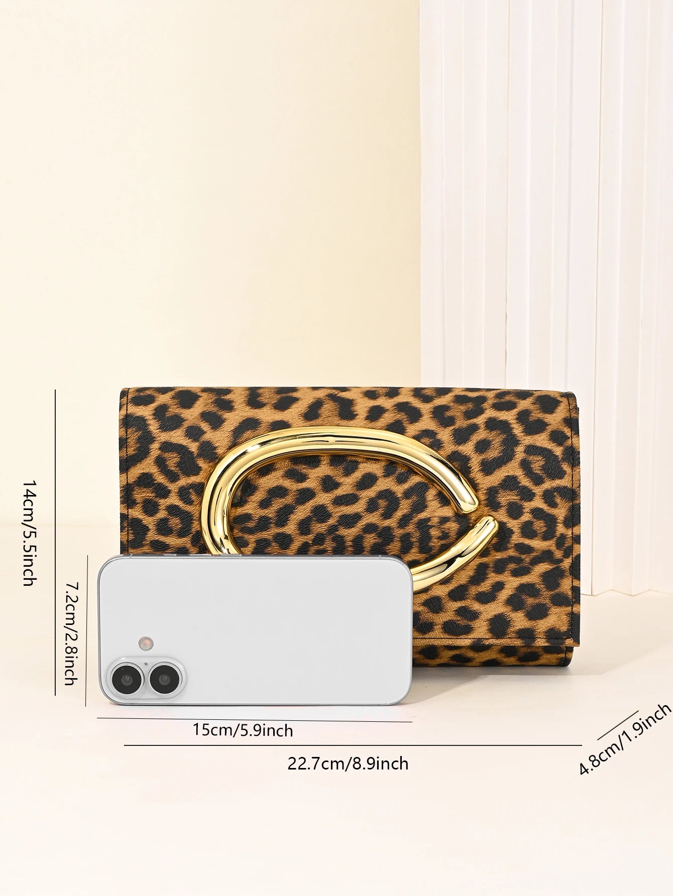 Women's Vintage Box Clutch — Elegant Evening Bag for Parties