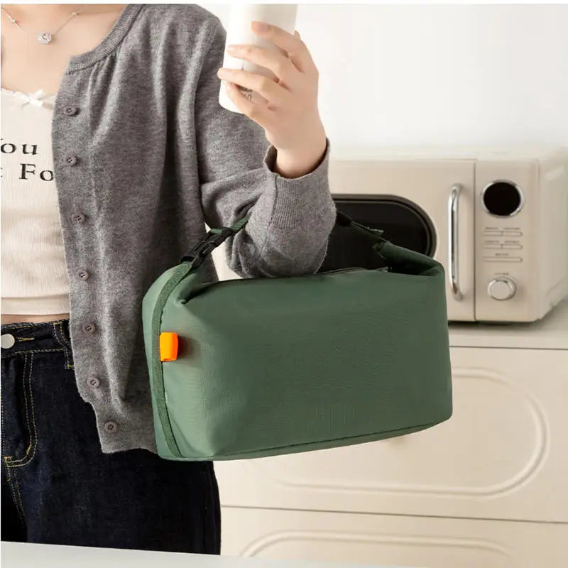 Insulated Lunch Bag — Portable Thermal Bento Pack for Work and Travel