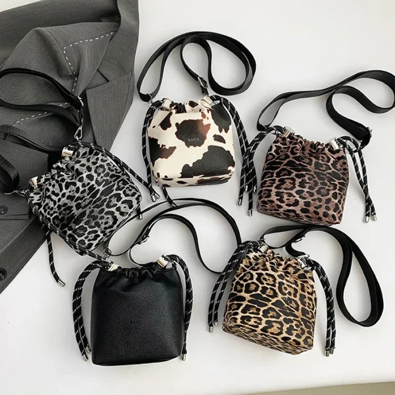 FUYAOZHISHANG Leopard Print Mini Bucket Bag — Stylish Crossbody Phone Purse