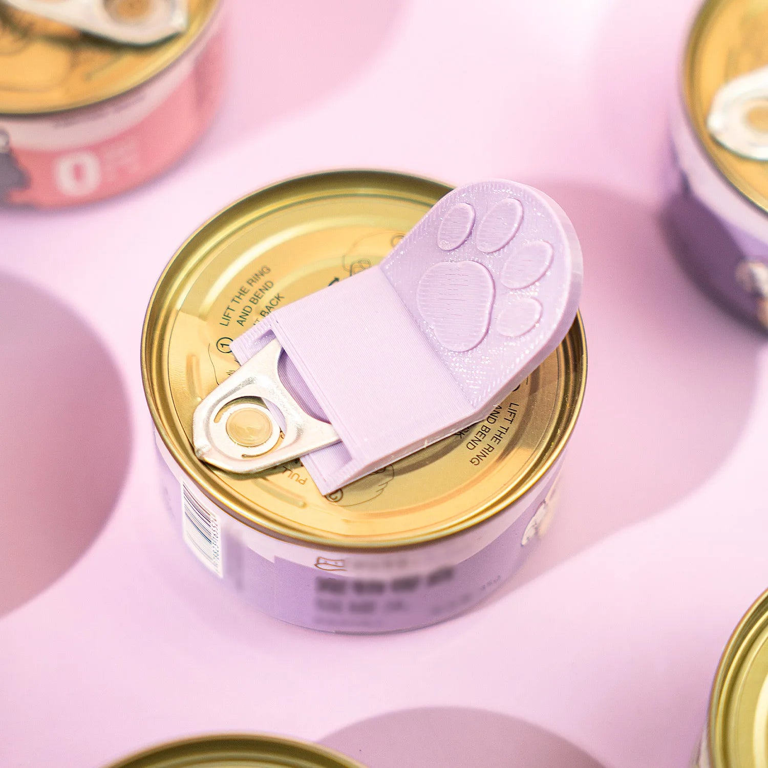 Cat Paw Shaped Pet Food Can Opener — Portable and Easy-to-Grip Design