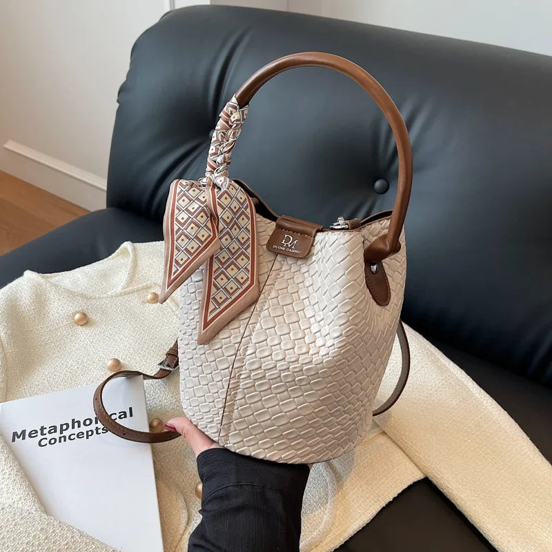 Women's Woven Bucket Bag — Elegant Crossbody Purse for Travel & Formal Events