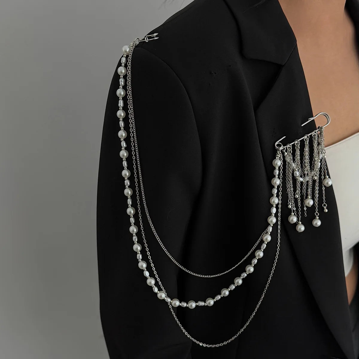 Pearl Tassel Brooch — Punk Hip Hop Style Metal Double Pin Jewelry