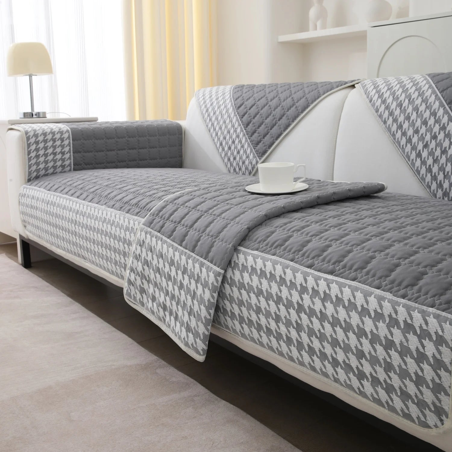 Houndstooth Quilted Sofa Cover — Anti-Slip Furniture Protector