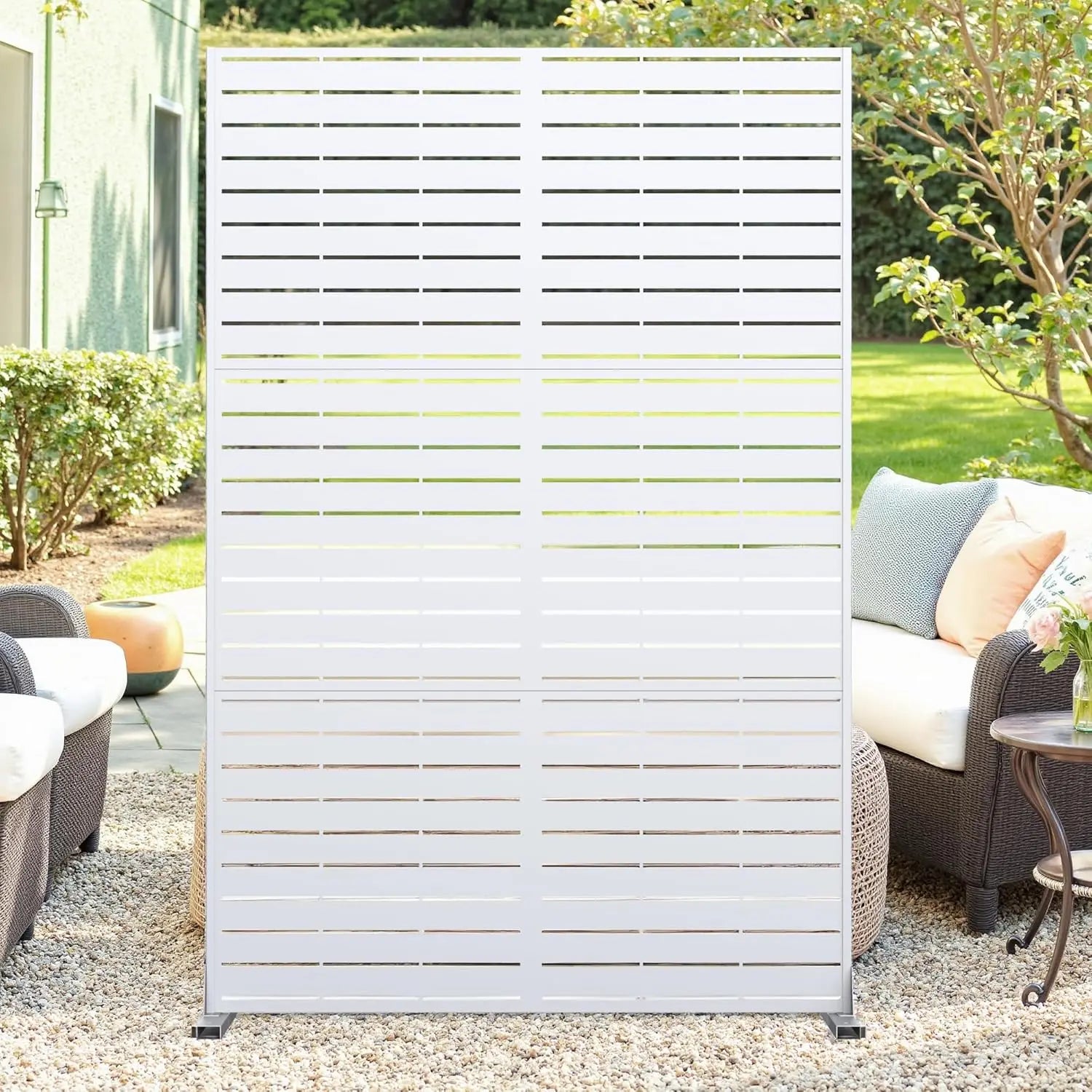 TWISTER.CK Decorative Garden Privacy Screen — Metal Outdoor Divider