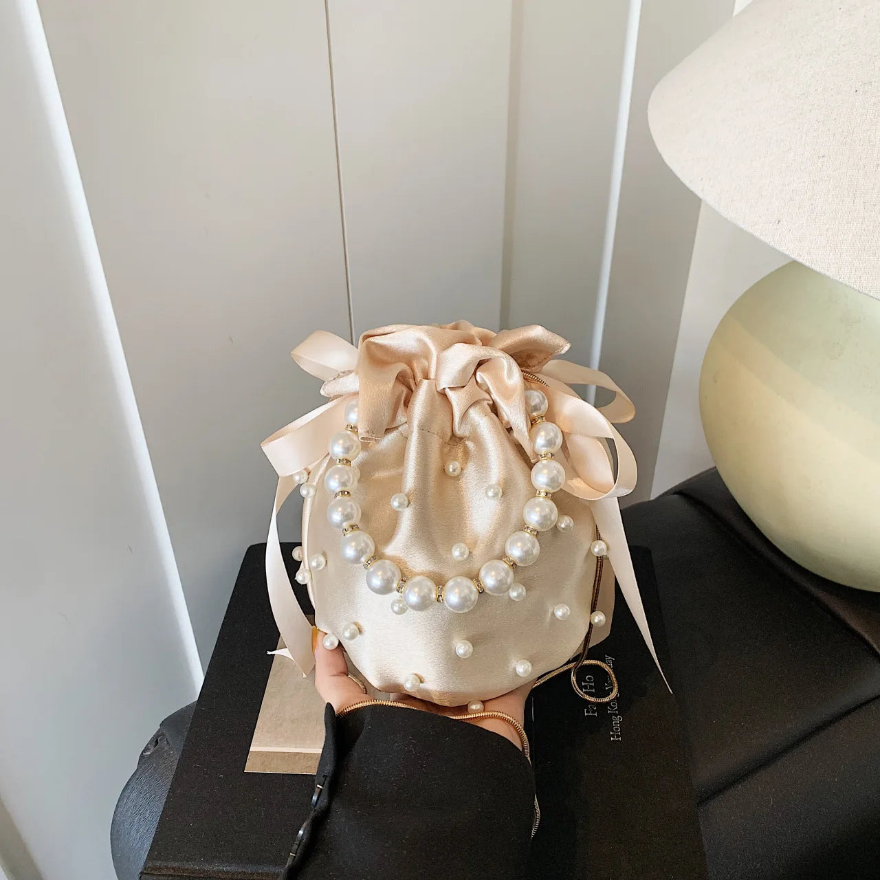 Embroidered Crossbody Bag — Versatile Retro Shoulder Purse for Women