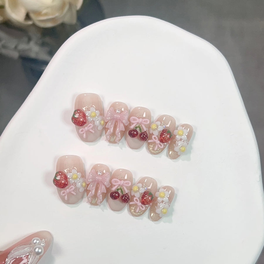 Qsezeny Press On Nails — French Almond Design