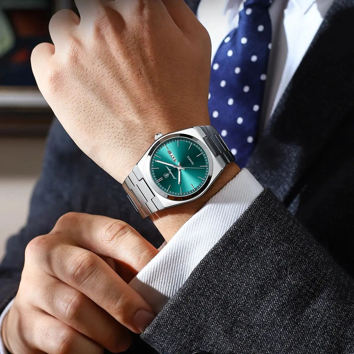 POEDAGAR Luxury Men's Quartz Watch — Stainless Steel Waterproof Wristwatch