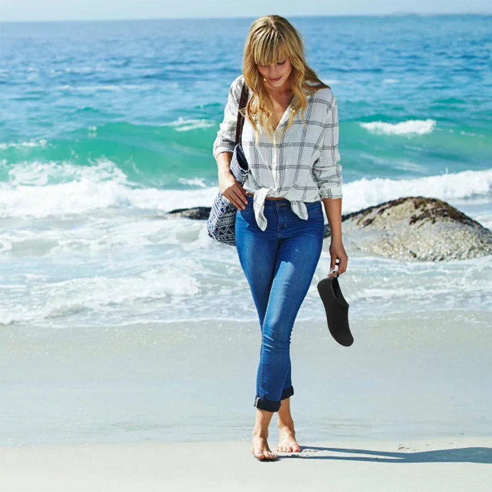 Quick-Dry Water Shoes — Lightweight Barefoot Aqua Socks for Beach & Pool