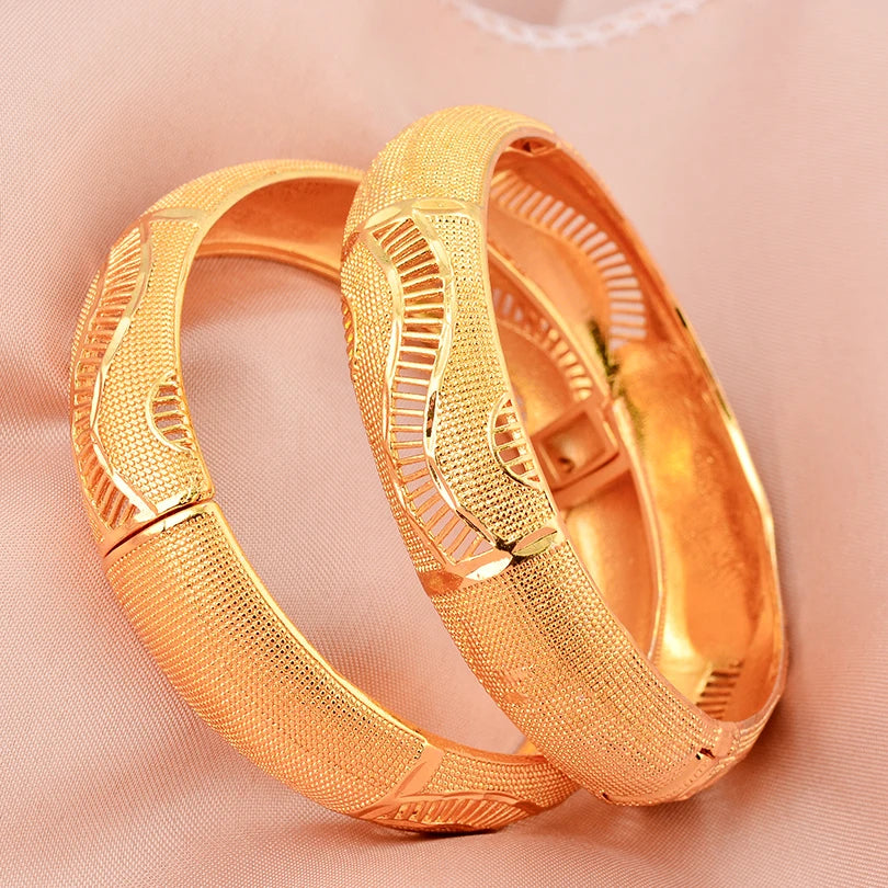 annayoyo Gold Color Bangle Set — Elegant Flower Design Jewelry for Women