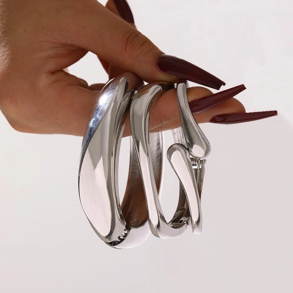 YILUOCD Chunky Water Drop Cuff Bracelets — 3-Piece Gold Plated Bangle Set