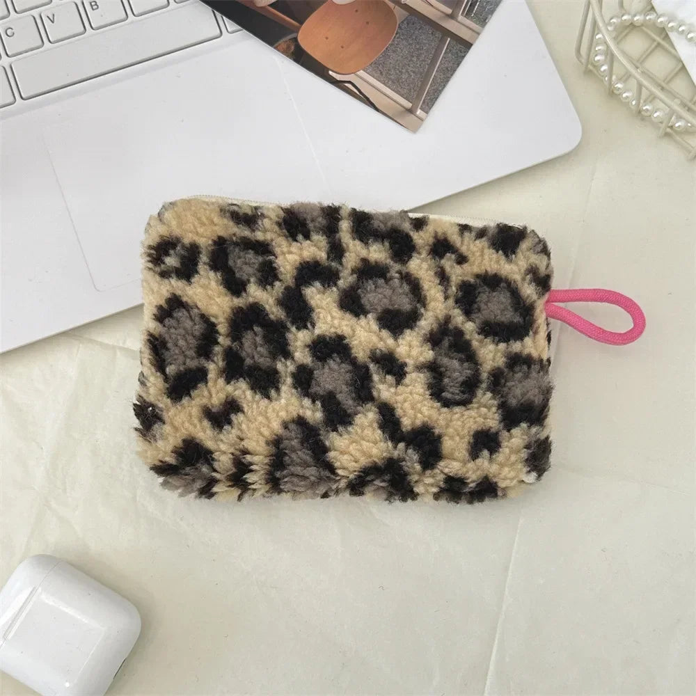 SOZAKKA Floral Canvas Coin Purse — Compact Zippered Change Pouch
