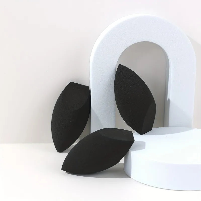 Premium Latex-Free Beauty Sponge — Egg Shaped Makeup Blender for Flawless Application