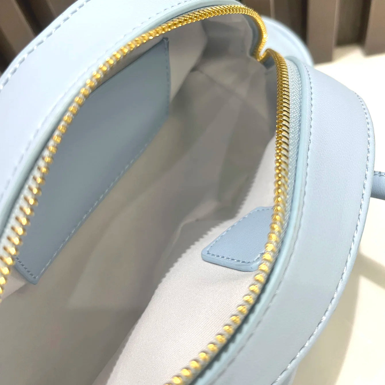 Dancing Engine Luxury Designer Purse — Unique Shape Evening Handbag