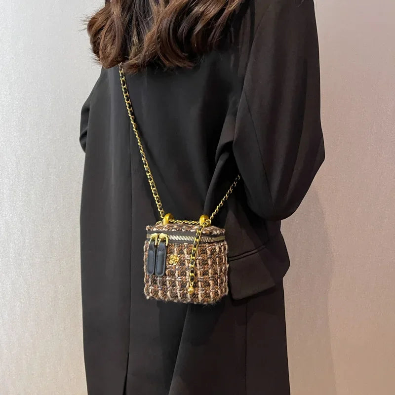 Women's Wool Crossbody Bag — Stylish Chain Shoulder Purse