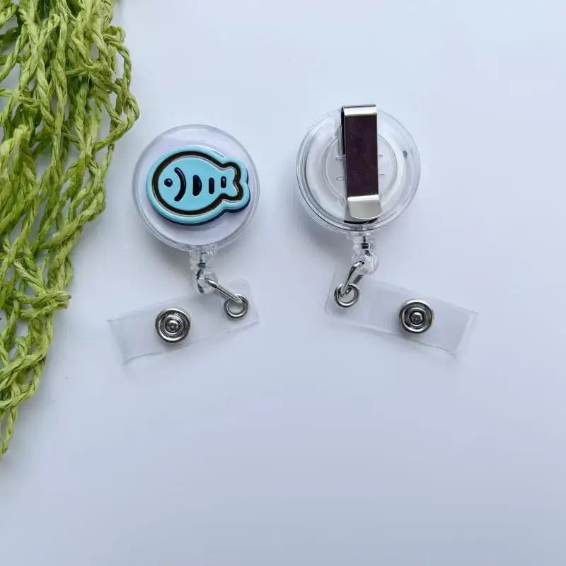 Cat-Shaped Retractable Badge Holder — Anti-Loss ID Reel for Nurses and Students