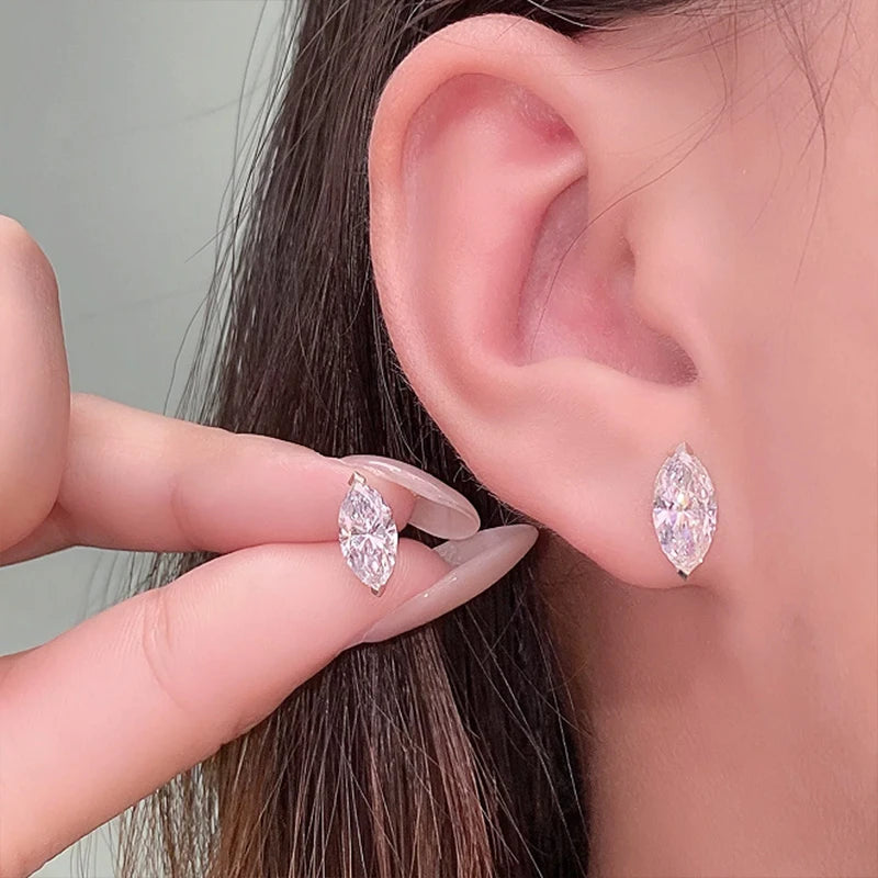 AITERNITY Moissanite Stud Earrings — Elegant S925 Silver Wedding Jewelry