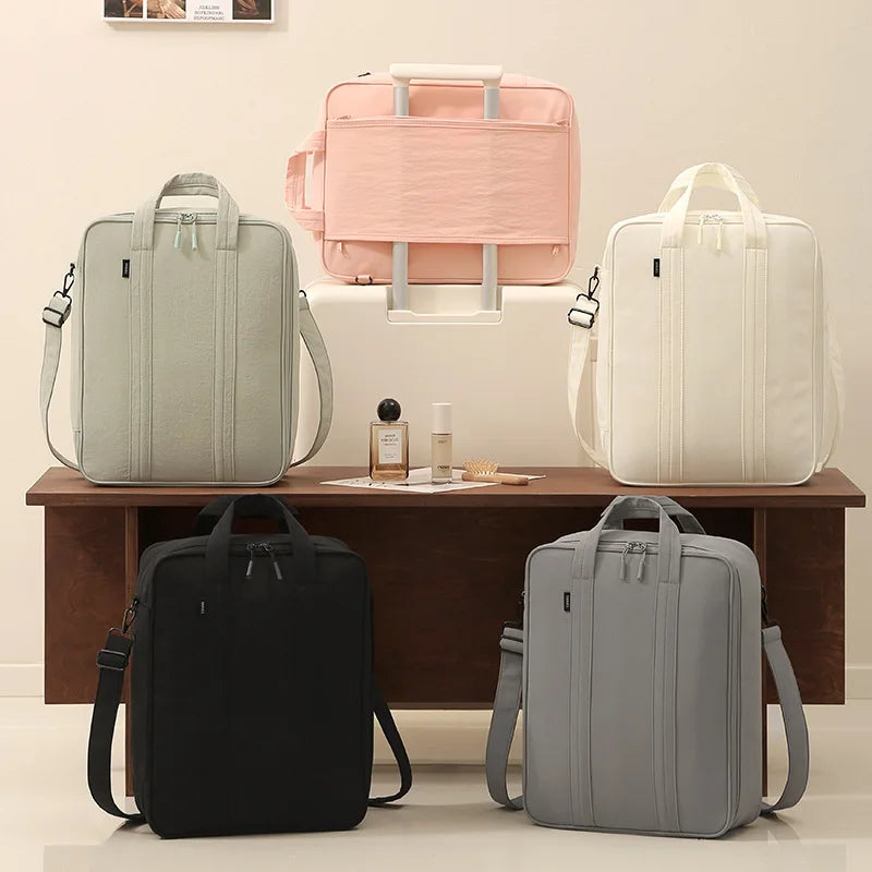 Portable Clothes Storage Bag — Large Capacity Travel Organizer