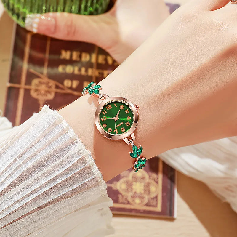 Elegant Women's Rhinestone Bracelet Watch — Luxury Quartz Timepiece