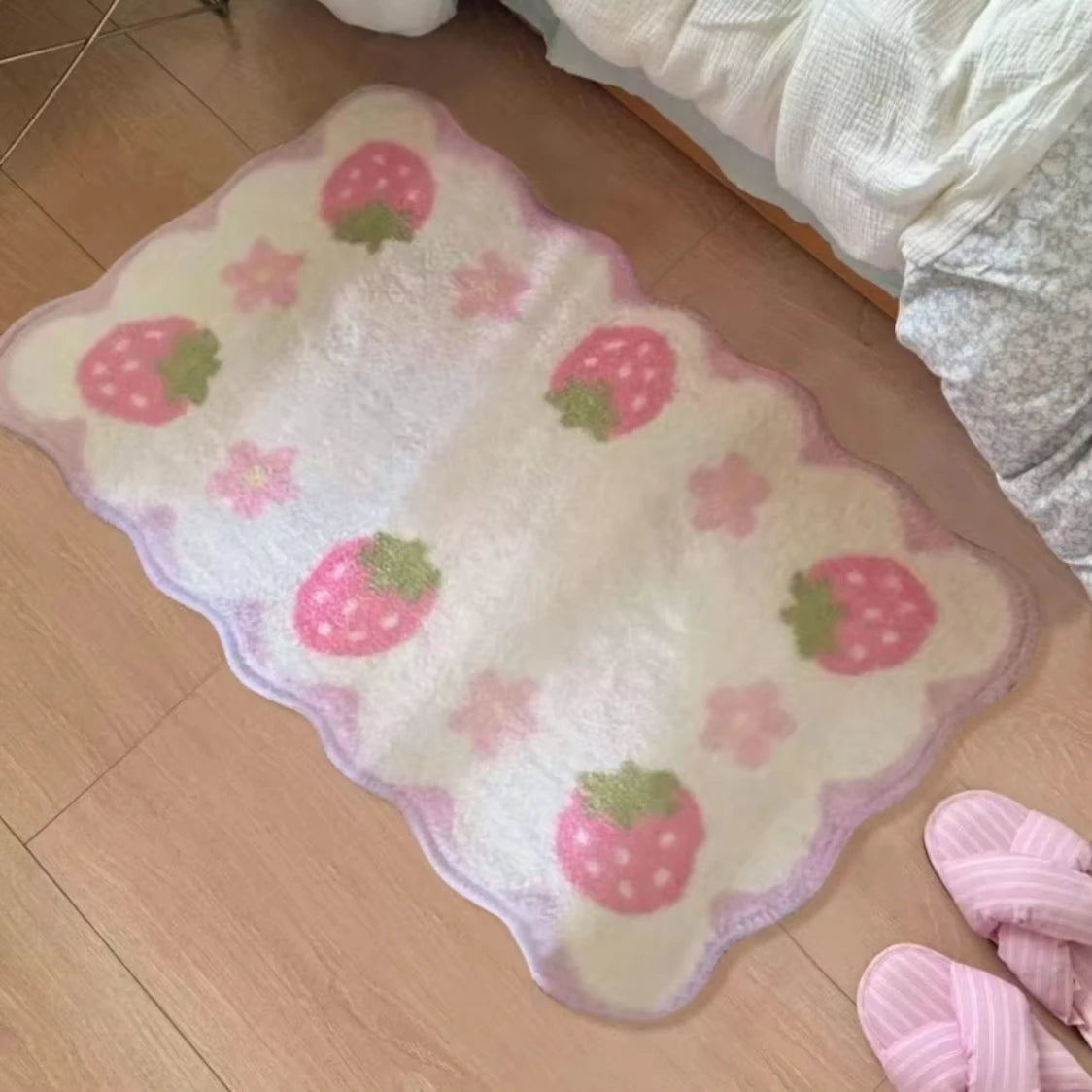 VIKAMA Sweet Strawberry Plush Floor Mat — Soft Decorative Carpet for Home
