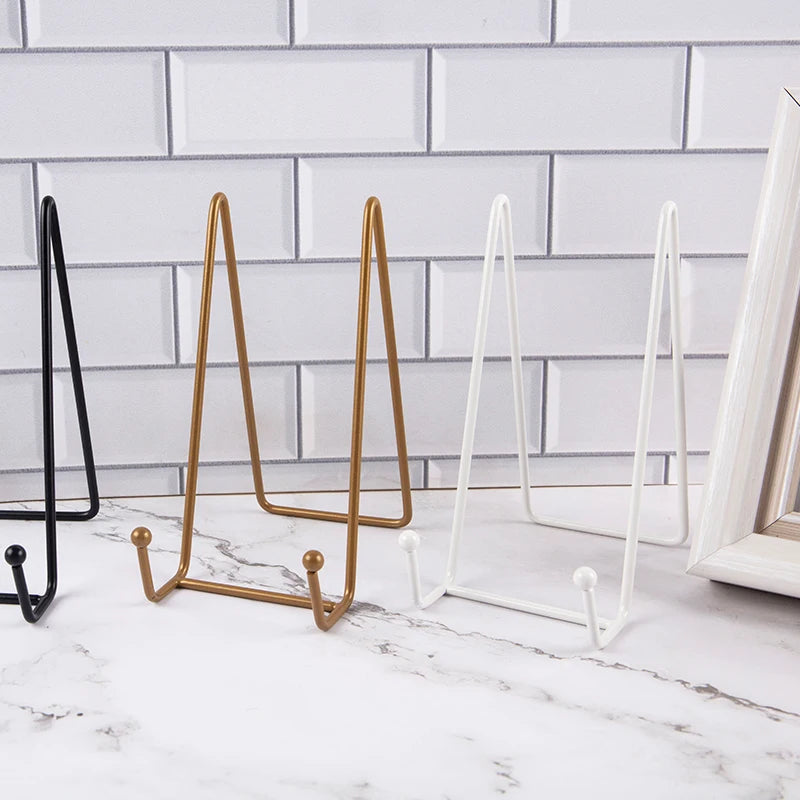 Metal Plate Display Stand — Decorative Easel for Pictures and Dishes