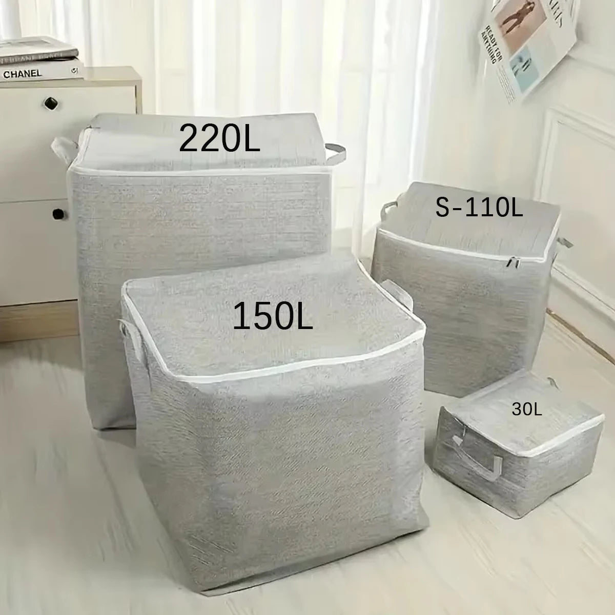 Extra Large Zippered Storage Bag — Foldable Organizer for Clothes & Quilts