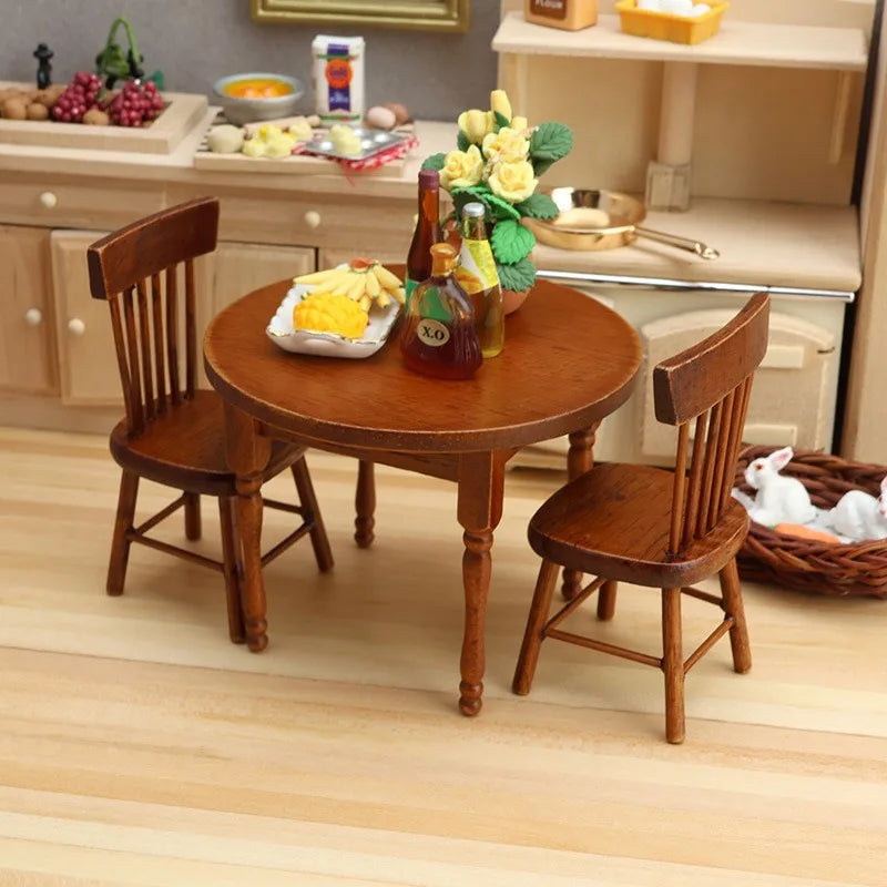 Miniature Wooden Round Table and Chair Set — Dollhouse Furniture Decor
