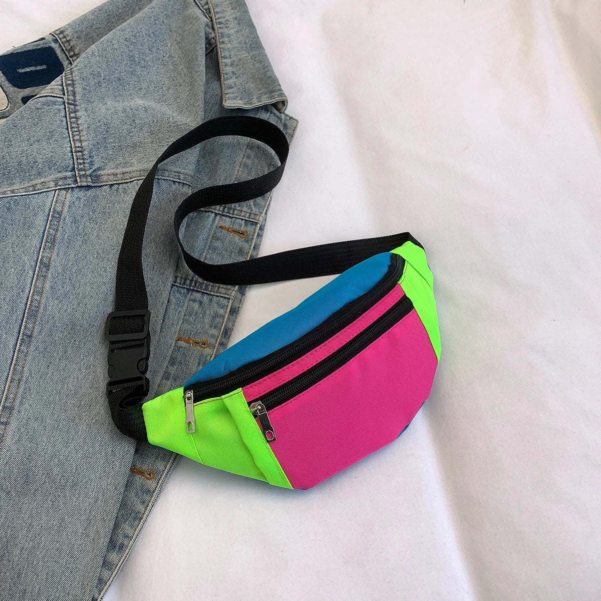 Nylon Waist Pack — Hands-Free Crossbody Bag for Travel and Sports
