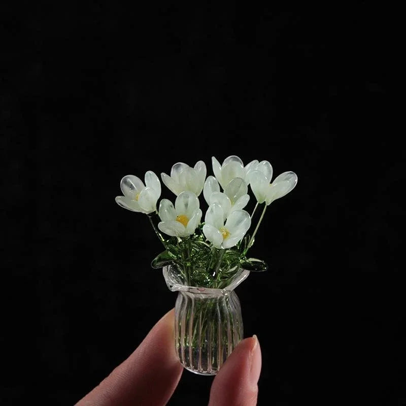 Handcrafted Glass Flower Sculpture — Lifelike Floral Bouquet Decor