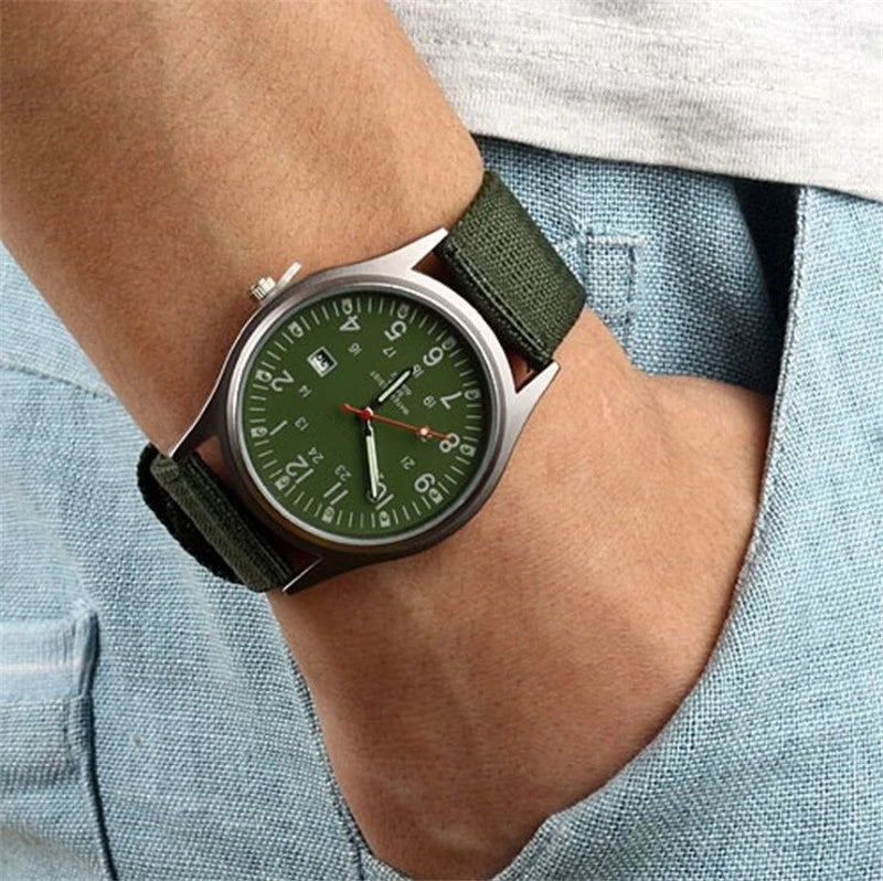 Men's Quartz Fashion Watch — Luminous Hands & Large Dial Design