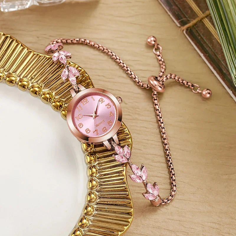 Elegant Women's Rhinestone Bracelet Watch — Luxury Quartz Timepiece